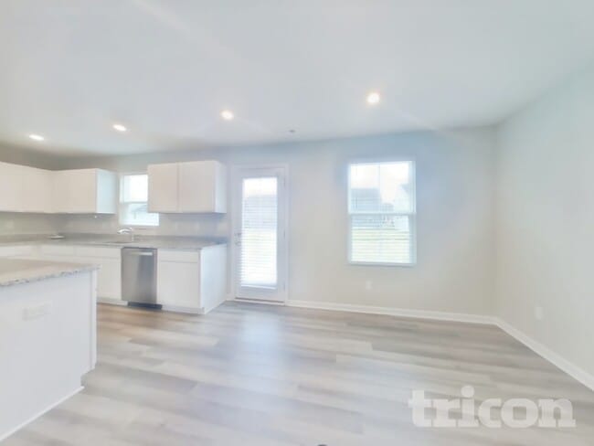 Foto del edificio - 1082 Suffolk Ln