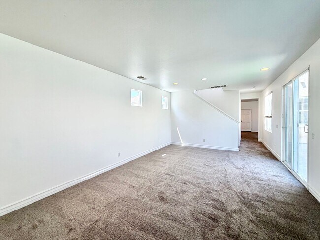 Foto del edificio - Charming 3 Bedroom 2.5 Bathroom Northstar Ranch Home with Spacious Layout & Community Amenities