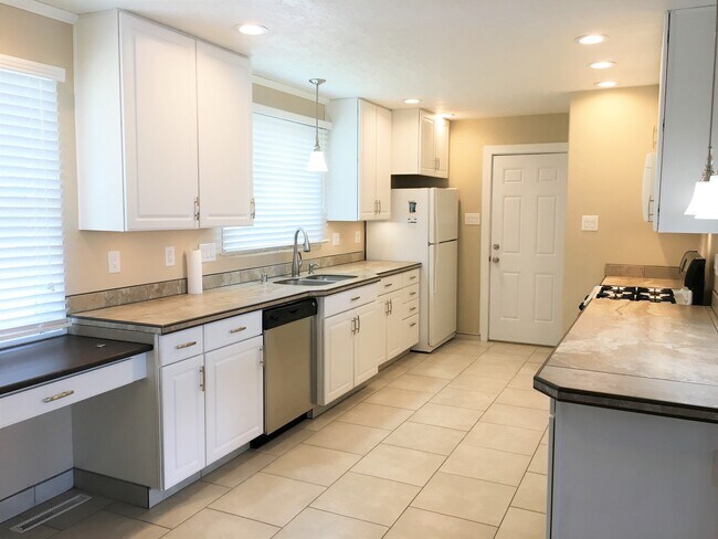 Foto del edificio - 424 Kiva St