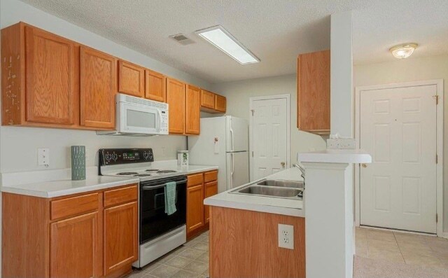 Building Photo - 1197 Waxwing Dr
