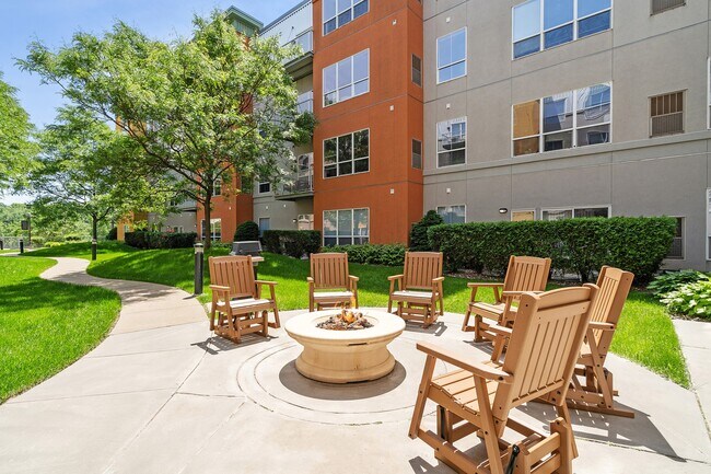 Foto del edificio - Riverview at Upper Landing