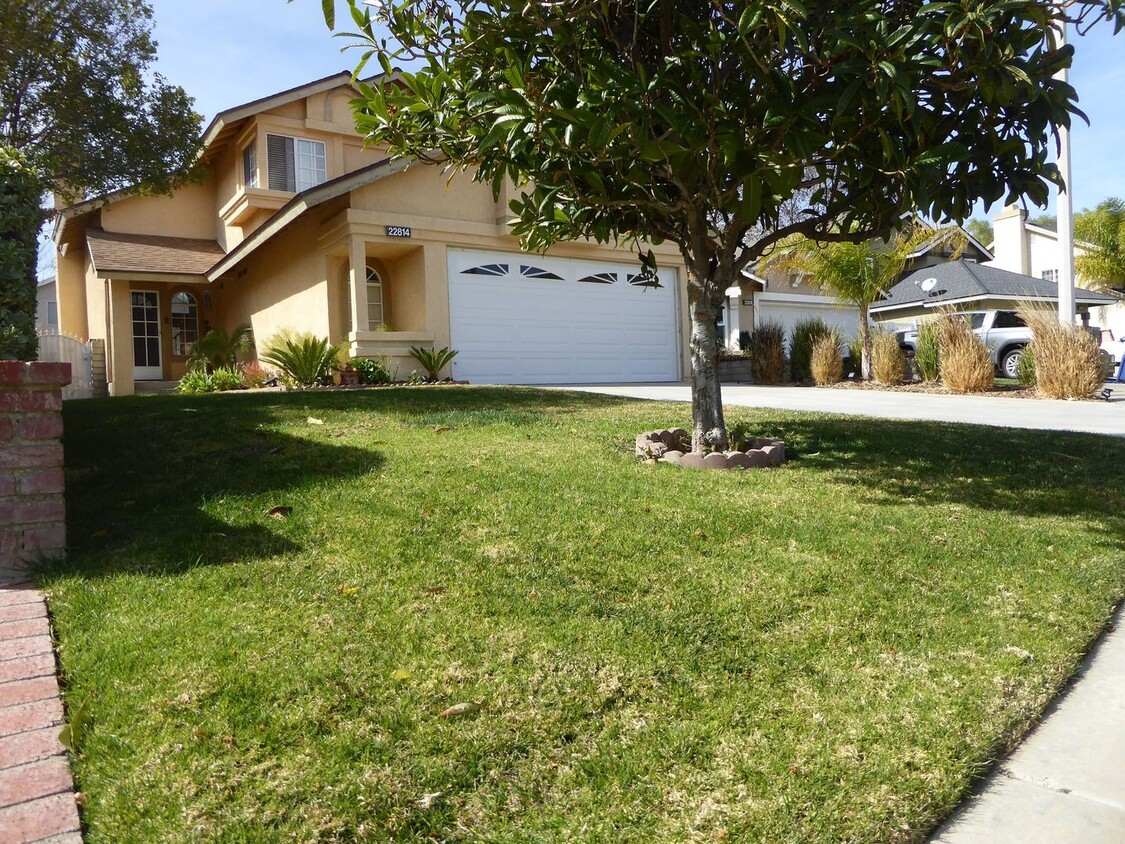 Foto principal - COMING SOON! 3 Bedroom Home in Saugus.