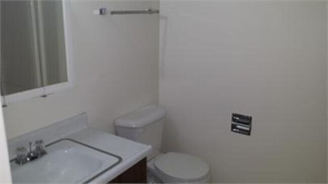 Foto del edificio - 186 W 100 N St