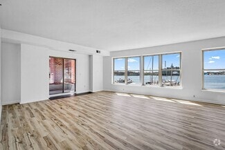 Building Photo - 960 Fell St
