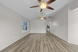 Building Photo - 9606 Babbling Spring Ct
