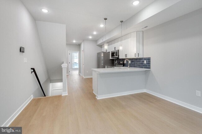 Foto del edificio - 2344 W Seybert St