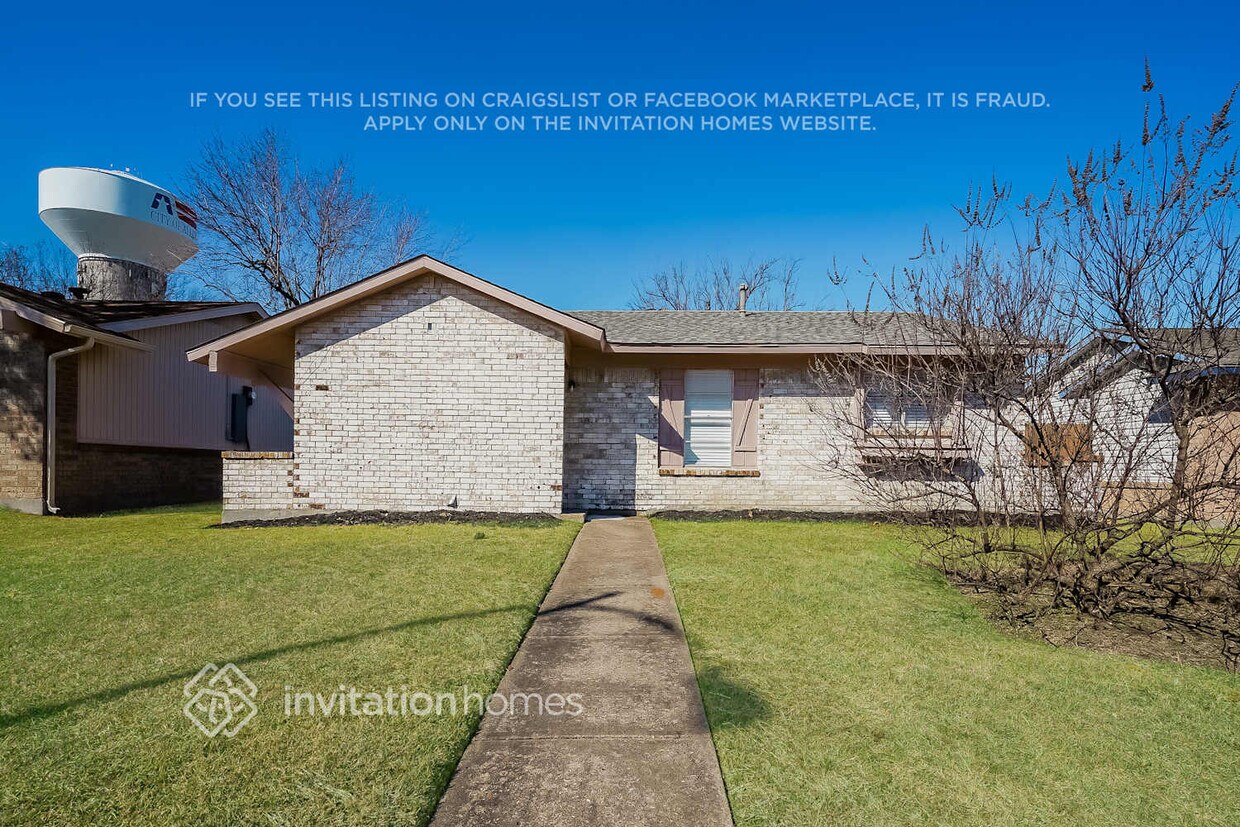 Primary Photo - 923 Meadow Mead Dr