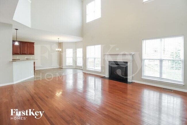 Building Photo - 5207 Olde Forest Dr