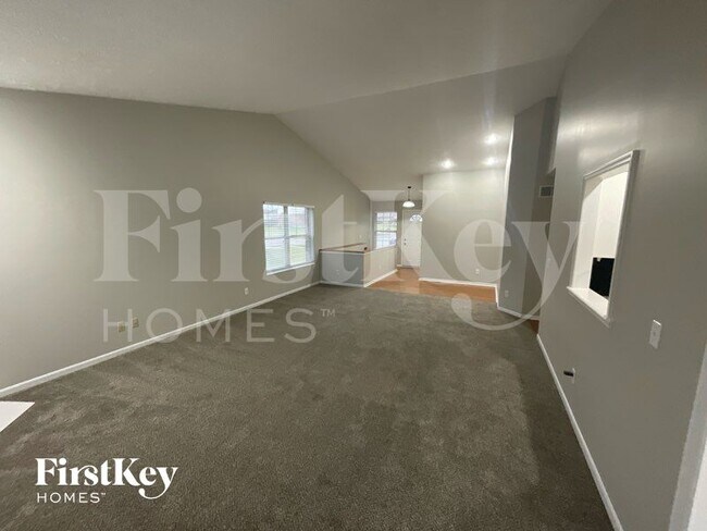 Foto del edificio - 5416 Shady Meadows Dr