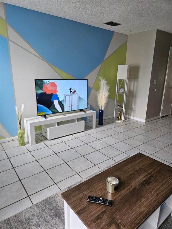 Foto del edificio - 11316 Grandville Dr