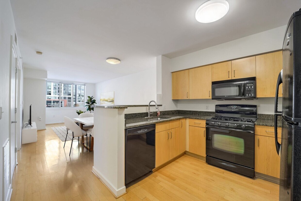 Foto principal - Spacious 1BR + Parking and Building Amenit...