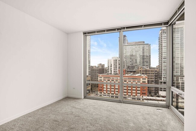Foto del edificio - 761 S Clark St
