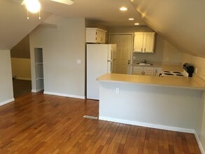 Building Photo - 604 W MT MORIS ST APT 3