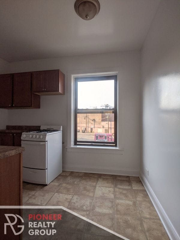 Building Photo - 2651 N Spaulding Ave