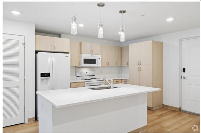 Building Photo - Cypress Square Apartments