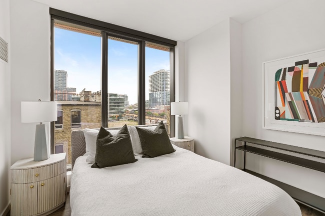 Building Photo - 197 N Aberdeen St