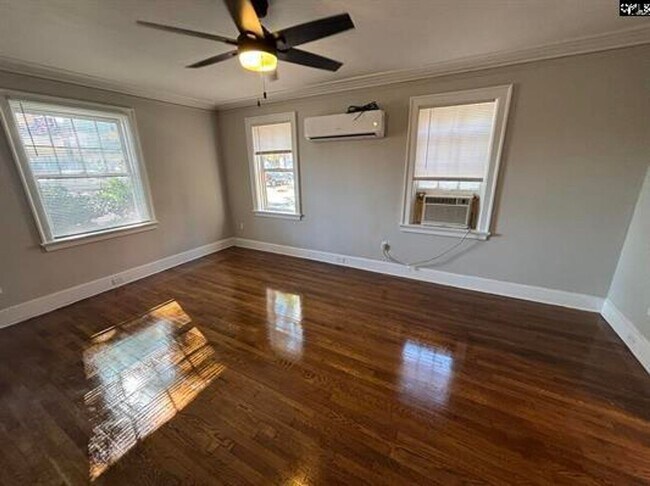 Foto del edificio - 1219 Elmwood Ave