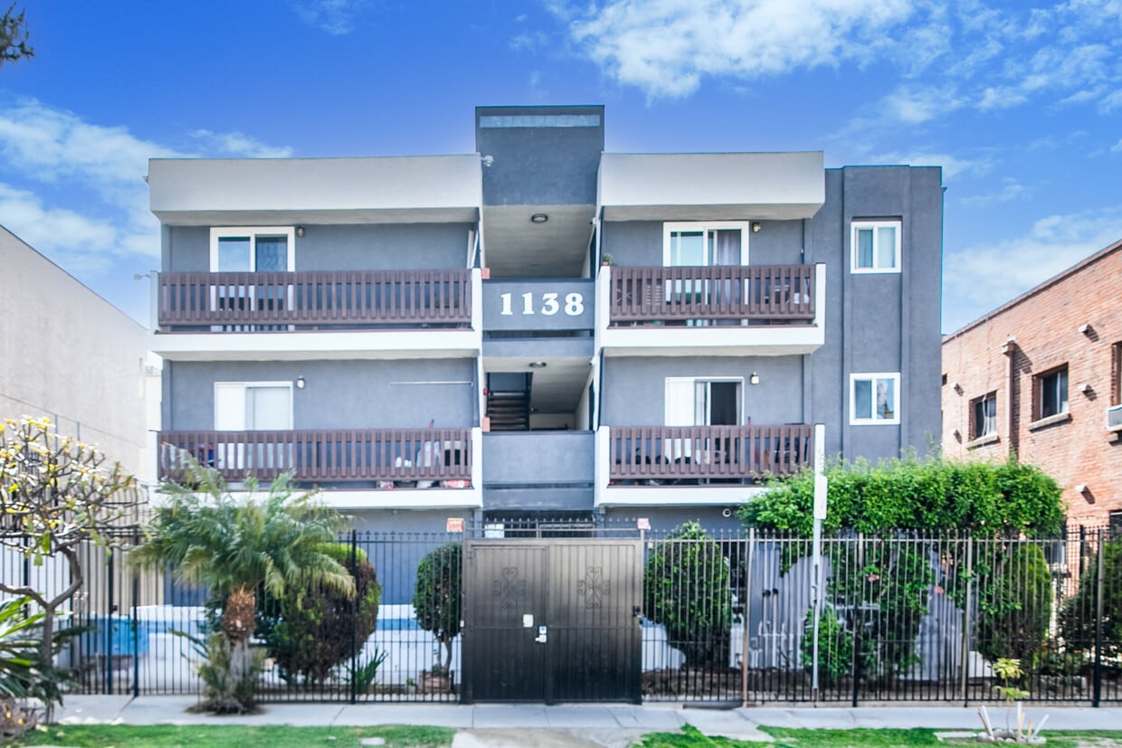 Photo - 1138 Grand View S St (Los Angeles, CA)