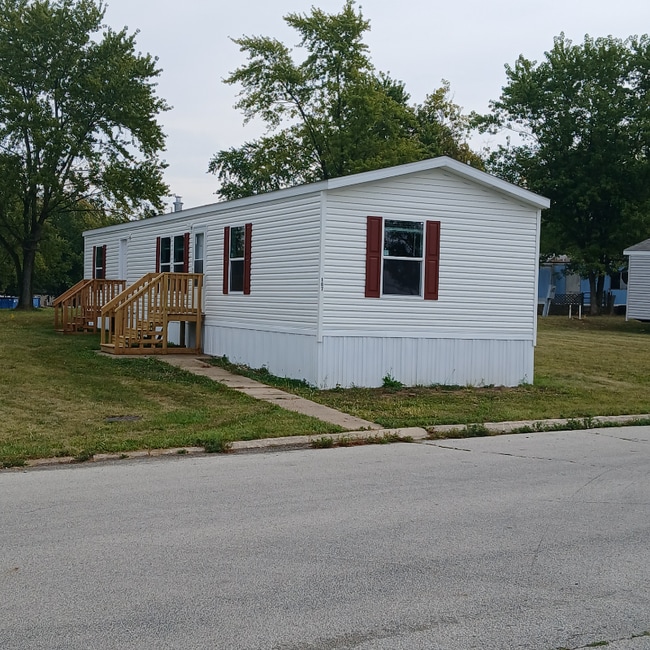 Building Photo - 106 Palm View Dr