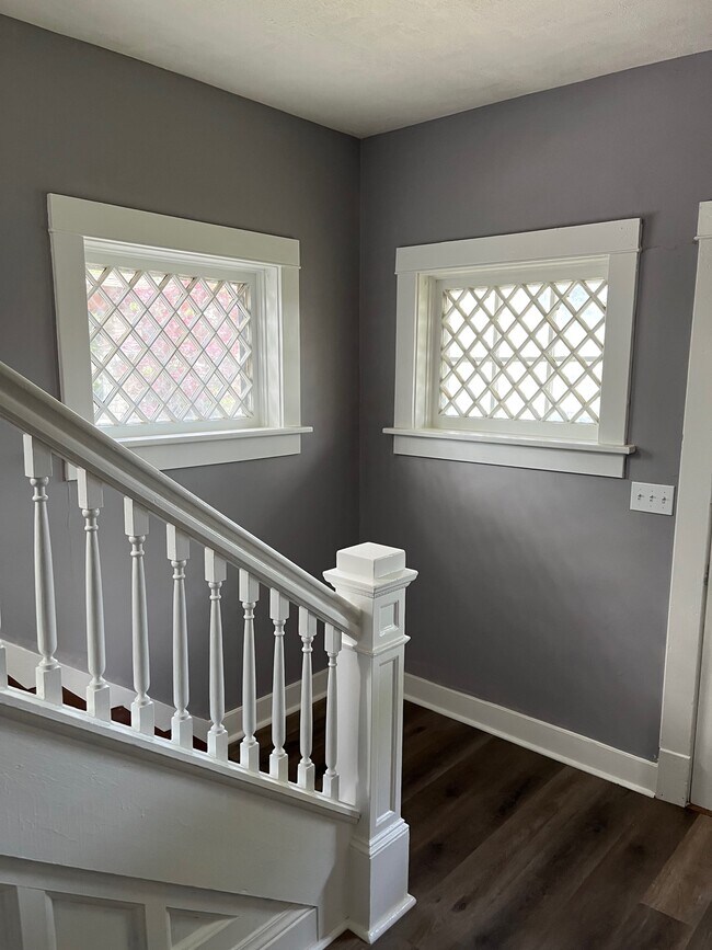 Front Entry Area - 2025 S 22nd St