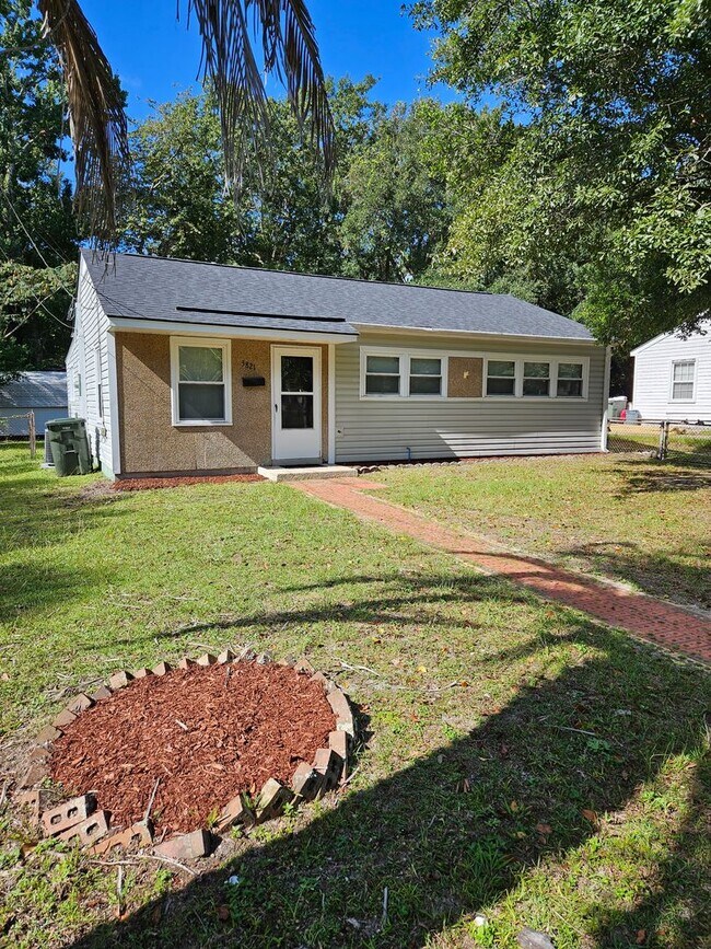 Foto del edificio - Fully Renovated Hanahan Home!