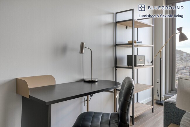 Foto del edificio - 100 Van Ness Ave