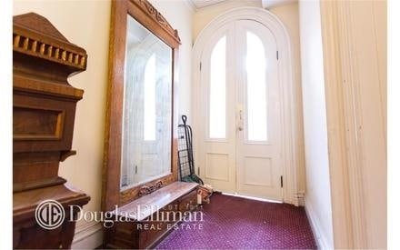 Interior Photo - 627 St. Marks Ave