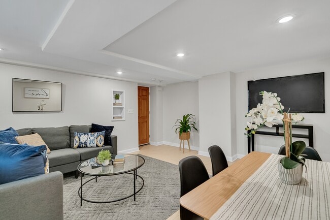Photo - 12 Shepard St Townhome