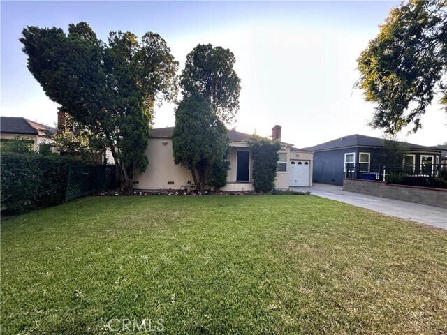 Foto del edificio - 6217 Farmdale Ave