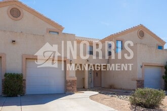 Building Photo - 13971 S Rosemont Rd