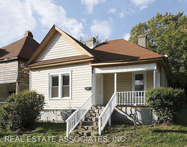 Primary Photo - 401 E Umstead St