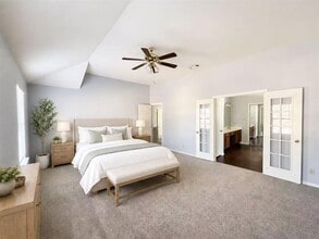 Building Photo - 809 Riverlawn Dr