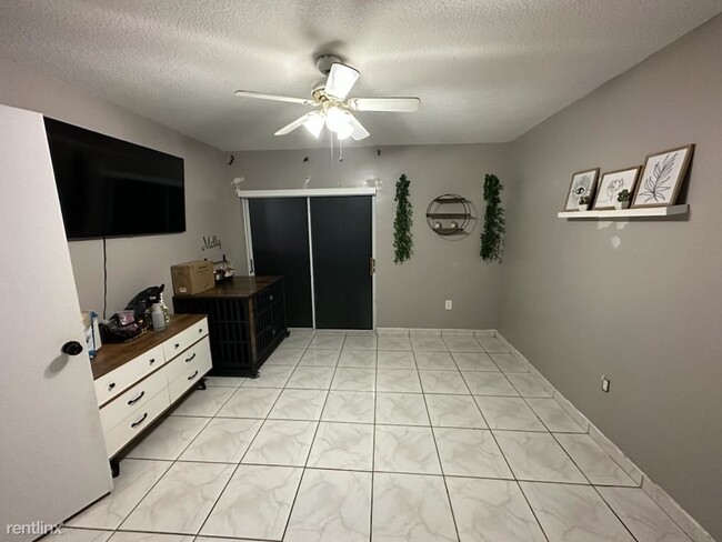 Foto del edificio - 2 br, 2 bath Townhome - 14855 SW 83rd Ln 1...
