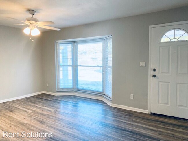 Foto del edificio - 3 br, 2 bath House - 10760 62nd Ave N