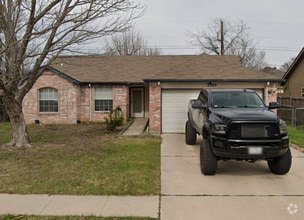 Building Photo - 2505 Windmill Dr