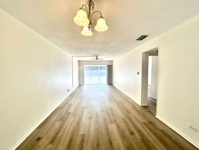 Photo - 55+Community - ANNUAL  1/1 GREAT LOCATION - UPDATED UNIT WITH COMMUNITY HEATED POOL! House