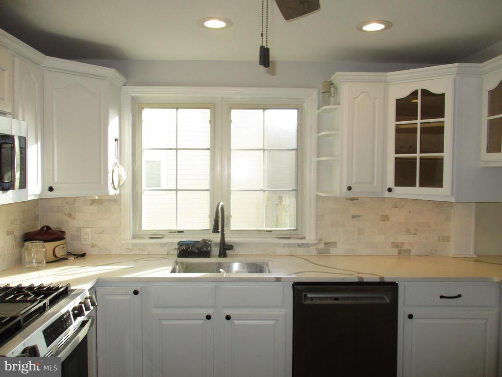 Foto principal - 121 Hoover Ave