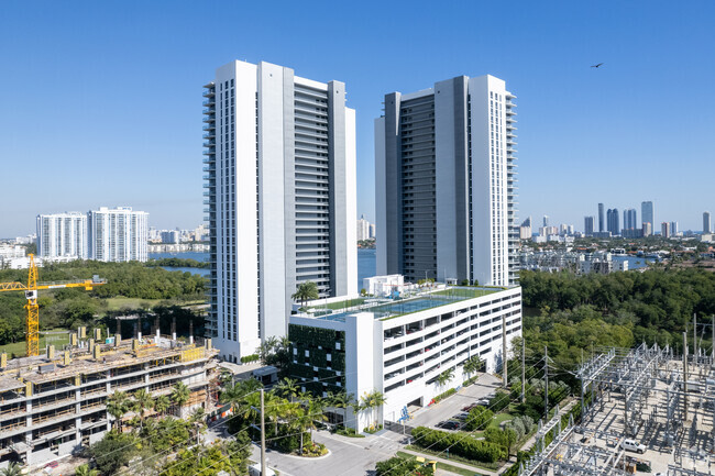 Foto del edificio - The Harbour