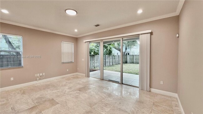 Foto del edificio - 210 SW 9th St