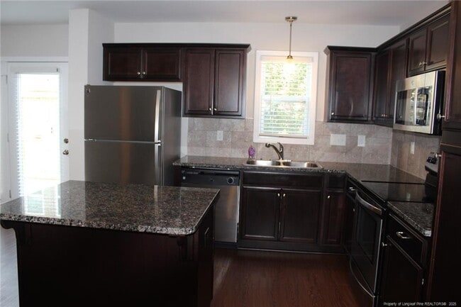 Building Photo - 2638 Middle Br Bnd