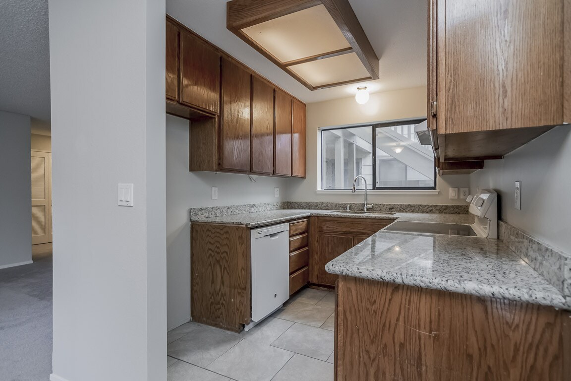 1105 Chelsea, Hercules, CA 94547 Condo for Rent in Hercules, CA