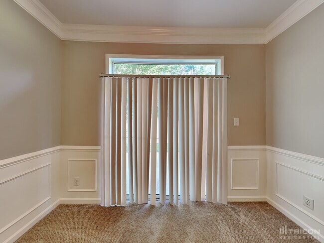 Building Photo - 8925 Woodland Park Lane Charlotte NC