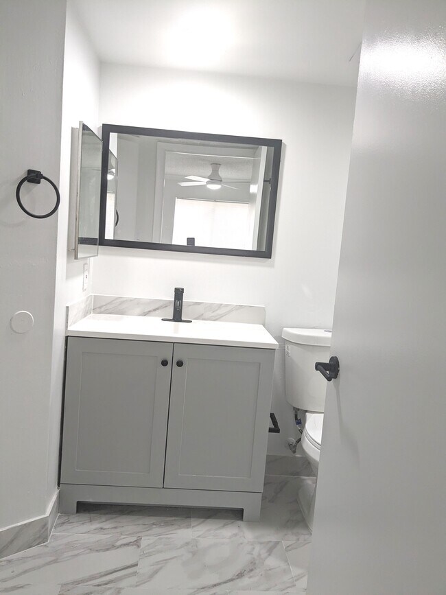 Foto del edificio - 9436 SW 140th Ct