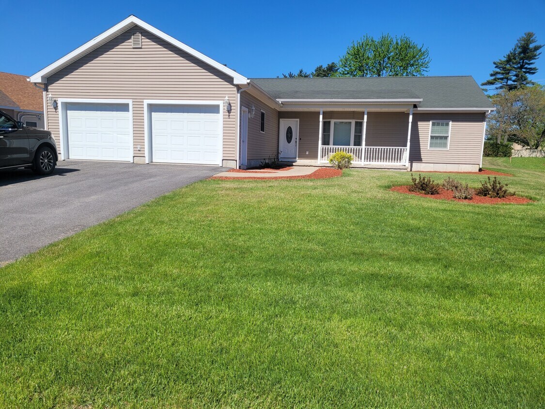 6 Kentucky St, Plattsburgh, NY 12903 House Rental in Plattsburgh, NY