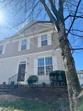 Building Photo - 8130 Kings Creek Dr