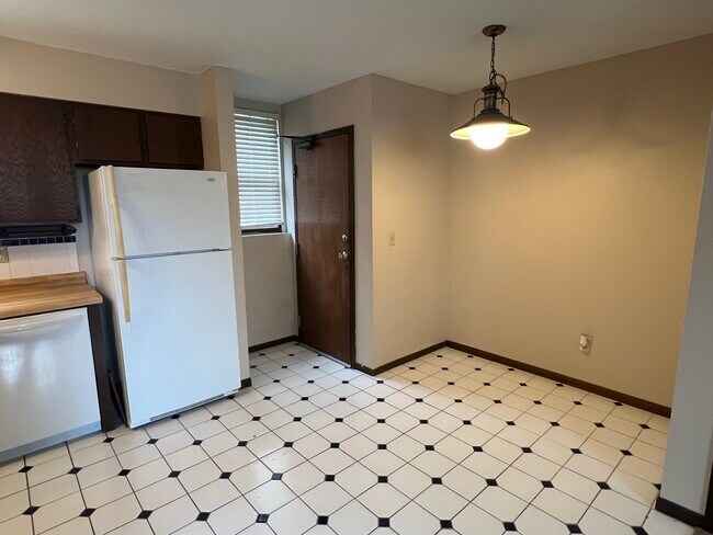 Foto del edificio - 1807 Greenfield Ln SW