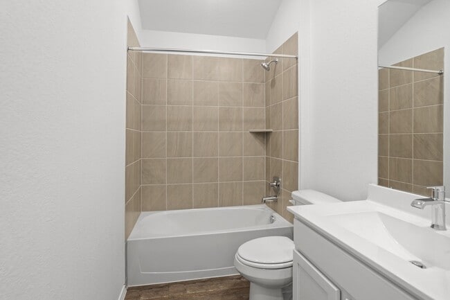 Building Photo - 3004 Emerald Ocean Dr