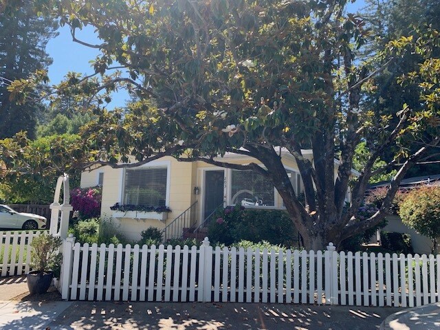 Building Photo - 203 Monte Vista Ave