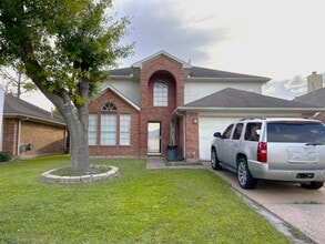 Building Photo - 6334 Cape Forward Dr