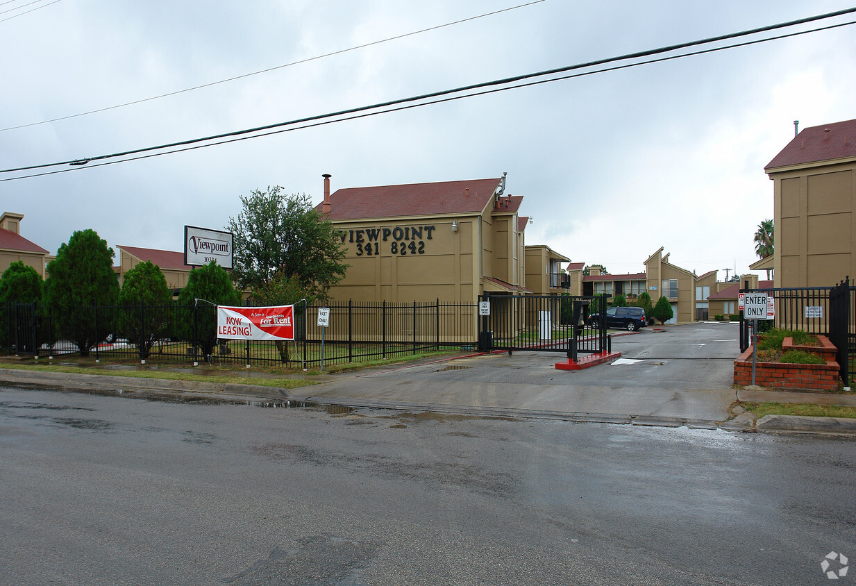 Primary Photo - View Point